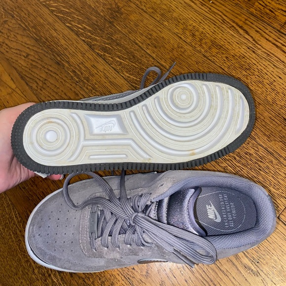 •Nike Air Force 1 Jester in Gunsmoke •Barely worn - Picture 6 of 8